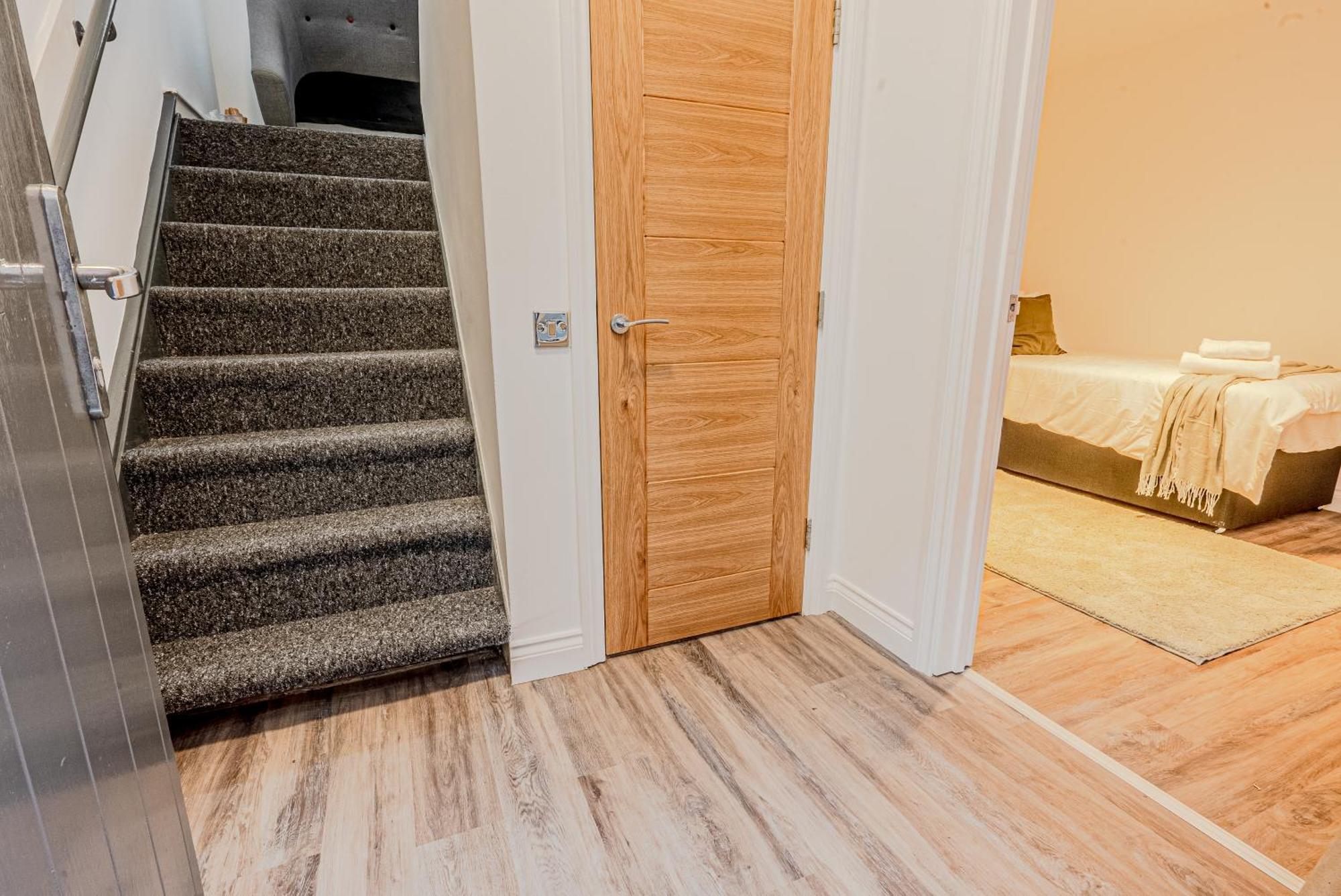 Stunning Three Bedroom Townhouse In The Jewellery Quarter, Birmingham City Centre Sleeps 5- Free Parking Luaran gambar