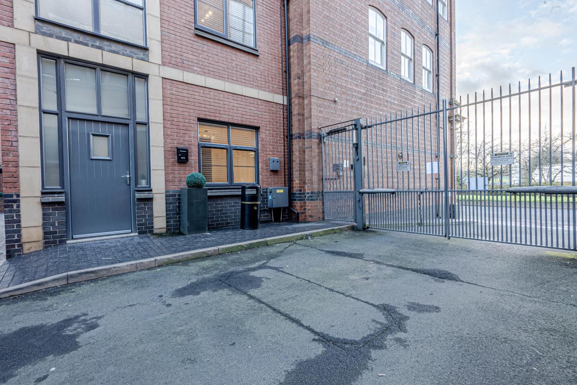 Stunning Three Bedroom Townhouse In The Jewellery Quarter, Birmingham City Centre Sleeps 5- Free Parking Luaran gambar