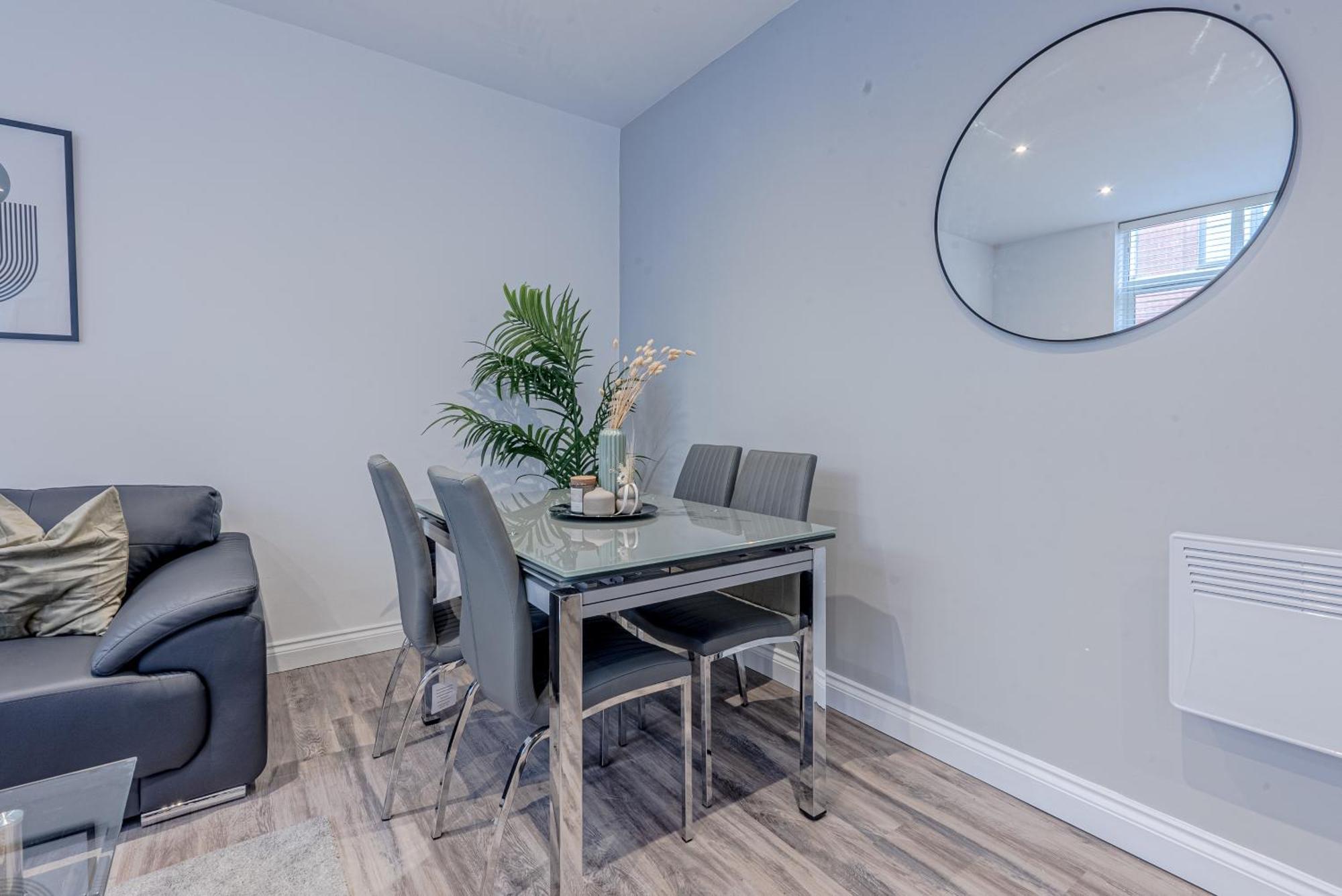 Stunning Three Bedroom Townhouse In The Jewellery Quarter, Birmingham City Centre Sleeps 5- Free Parking Luaran gambar